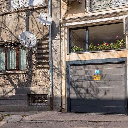 Minimalistic 1Br Flat With A Parking Spot Apartman Várna Kültér fotó